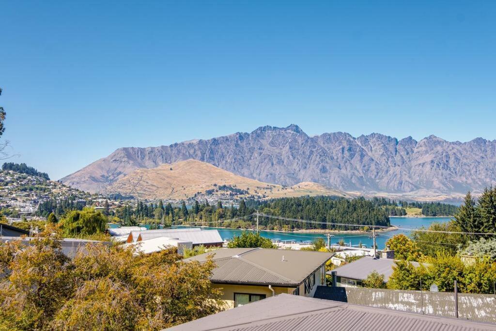Toru - Eclectic Apartment With Delightful Lake Views Κουίνσταουν Εξωτερικό φωτογραφία