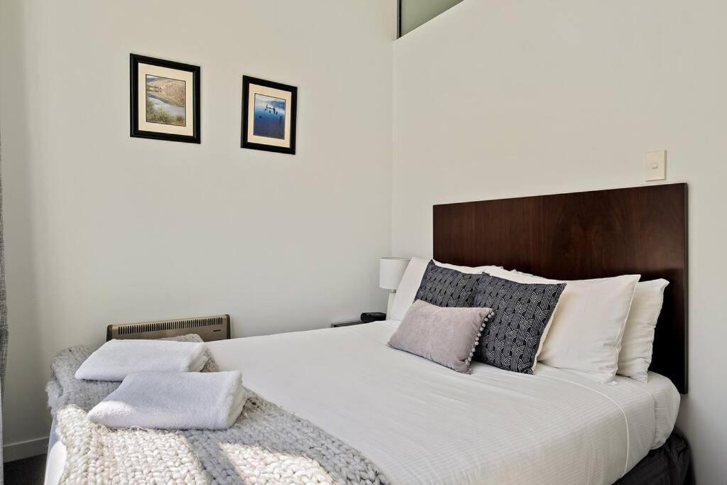 Toru - Eclectic Apartment With Delightful Lake Views Κουίνσταουν Εξωτερικό φωτογραφία