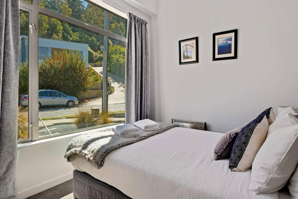 Toru - Eclectic Apartment With Delightful Lake Views Κουίνσταουν Εξωτερικό φωτογραφία